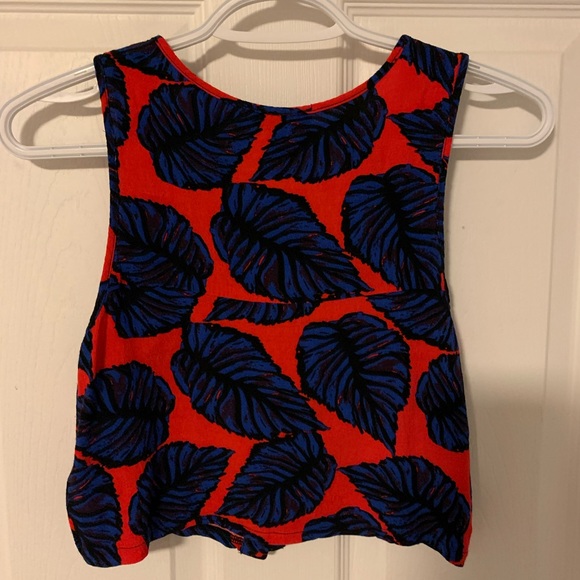 Bright crop - Picture 2 of 5